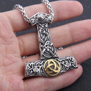 Triquetra<br> Wikinger Halskette
