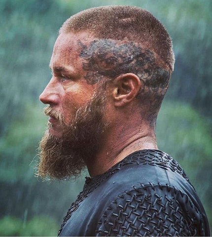 wikinger ragnar haarschnitt